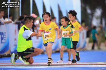 BINH DUONG NEW CITY HALF MARATHON 2024 - Ảnh #1724325
