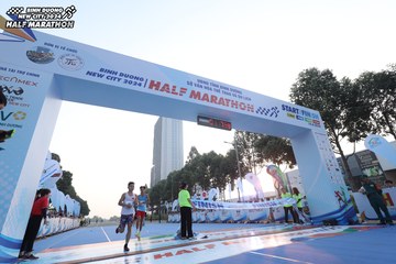 BINH DUONG NEW CITY HALF MARATHON 2024 - Ảnh #1738347