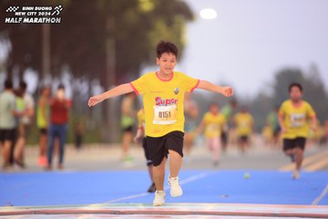 BINH DUONG NEW CITY HALF MARATHON 2024 - Ảnh #1724422