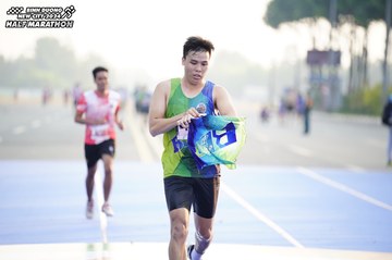 BINH DUONG NEW CITY HALF MARATHON 2024 - Ảnh #1757747