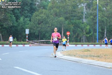 BINH DUONG NEW CITY HALF MARATHON 2024 - Ảnh #1735737