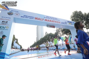 BINH DUONG NEW CITY HALF MARATHON 2024 - Ảnh #1821703