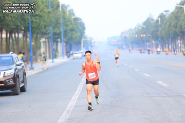 BINH DUONG NEW CITY HALF MARATHON 2024 - Ảnh #1739519