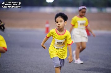 BINH DUONG NEW CITY HALF MARATHON 2024 - Ảnh #1725784
