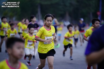 BINH DUONG NEW CITY HALF MARATHON 2024 - Ảnh #1724648