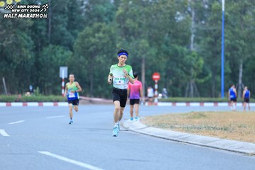 BINH DUONG NEW CITY HALF MARATHON 2024 - Ảnh #1735975