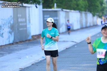 BINH DUONG NEW CITY HALF MARATHON 2024 - Ảnh #1770598