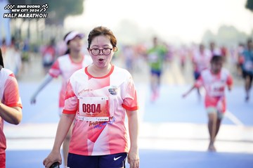 BINH DUONG NEW CITY HALF MARATHON 2024 - Ảnh #1763961