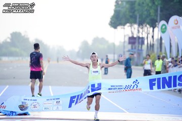 BINH DUONG NEW CITY HALF MARATHON 2024 - Ảnh #1771406