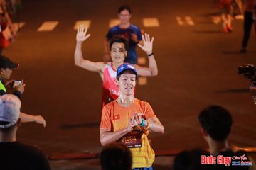 BƯỚC CHẠY CHÀO XUÂN THÀNH PHỐ QUẢNG NGÃI 2024 - Ảnh #1249062