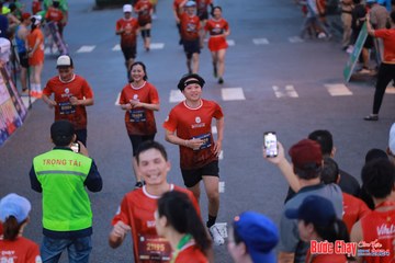 BƯỚC CHẠY CHÀO XUÂN THÀNH PHỐ QUẢNG NGÃI 2024 - Ảnh #1250519