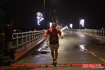 BƯỚC CHẠY CHÀO XUÂN THÀNH PHỐ QUẢNG NGÃI 2024 - Ảnh #1230166