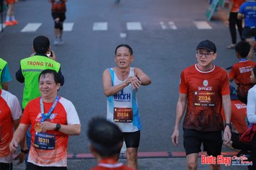 BƯỚC CHẠY CHÀO XUÂN THÀNH PHỐ QUẢNG NGÃI 2024 - Ảnh #1251069
