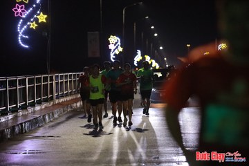 BƯỚC CHẠY CHÀO XUÂN THÀNH PHỐ QUẢNG NGÃI 2024 - Ảnh #1233077