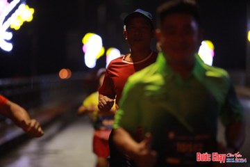 BƯỚC CHẠY CHÀO XUÂN THÀNH PHỐ QUẢNG NGÃI 2024 - Ảnh #1231562