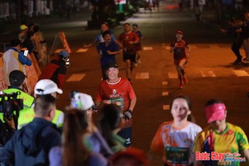 BƯỚC CHẠY CHÀO XUÂN THÀNH PHỐ QUẢNG NGÃI 2024 - Ảnh #1244313