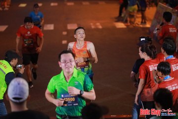 BƯỚC CHẠY CHÀO XUÂN THÀNH PHỐ QUẢNG NGÃI 2024 - Ảnh #1249340