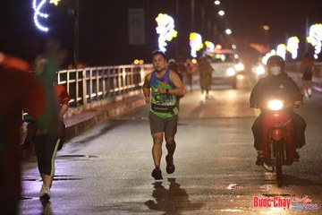 BƯỚC CHẠY CHÀO XUÂN THÀNH PHỐ QUẢNG NGÃI 2024 - Ảnh #1232347