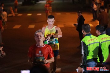 BƯỚC CHẠY CHÀO XUÂN THÀNH PHỐ QUẢNG NGÃI 2024 - Ảnh #1242420