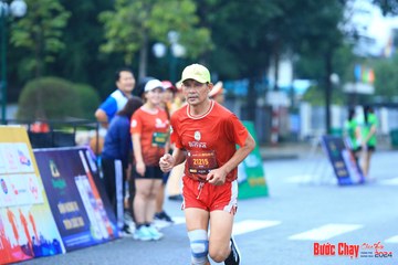 BƯỚC CHẠY CHÀO XUÂN THÀNH PHỐ QUẢNG NGÃI 2024 - Ảnh #1231781