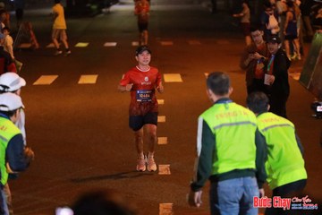 BƯỚC CHẠY CHÀO XUÂN THÀNH PHỐ QUẢNG NGÃI 2024 - Ảnh #1242276