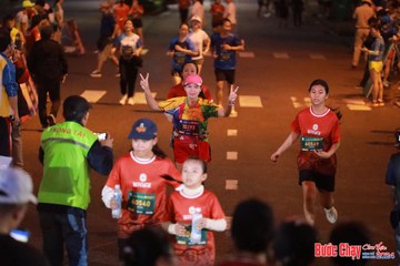 BƯỚC CHẠY CHÀO XUÂN THÀNH PHỐ QUẢNG NGÃI 2024 - Ảnh #1249191