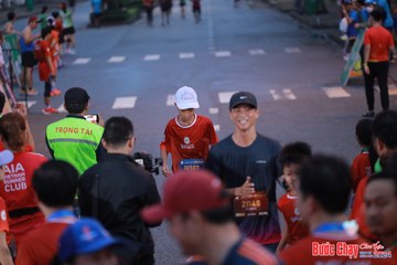 BƯỚC CHẠY CHÀO XUÂN THÀNH PHỐ QUẢNG NGÃI 2024 - Ảnh #1250435