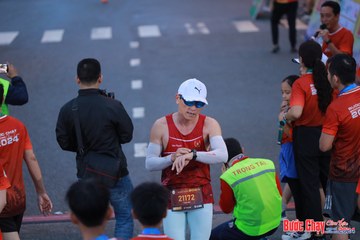 BƯỚC CHẠY CHÀO XUÂN THÀNH PHỐ QUẢNG NGÃI 2024 - Ảnh #1250841