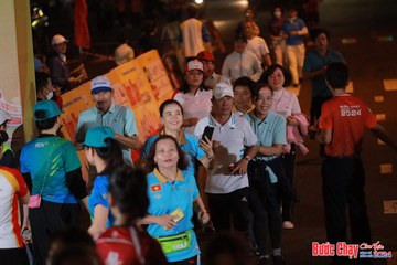 BƯỚC CHẠY CHÀO XUÂN THÀNH PHỐ QUẢNG NGÃI 2024 - Ảnh #1240418