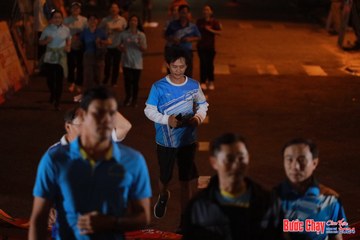 BƯỚC CHẠY CHÀO XUÂN THÀNH PHỐ QUẢNG NGÃI 2024 - Ảnh #1239860