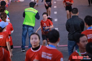 BƯỚC CHẠY CHÀO XUÂN THÀNH PHỐ QUẢNG NGÃI 2024 - Ảnh #1250313