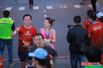BƯỚC CHẠY CHÀO XUÂN THÀNH PHỐ QUẢNG NGÃI 2024 - Ảnh #1250614