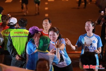 BƯỚC CHẠY CHÀO XUÂN THÀNH PHỐ QUẢNG NGÃI 2024 - Ảnh #1248265
