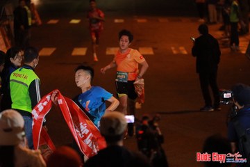 BƯỚC CHẠY CHÀO XUÂN THÀNH PHỐ QUẢNG NGÃI 2024 - Ảnh #1240722