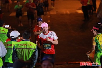 BƯỚC CHẠY CHÀO XUÂN THÀNH PHỐ QUẢNG NGÃI 2024 - Ảnh #1248096