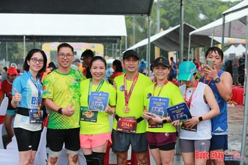 BƯỚC CHẠY CHÀO XUÂN THÀNH PHỐ QUẢNG NGÃI 2024 - Ảnh #1231485