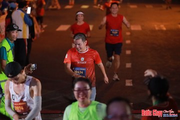 BƯỚC CHẠY CHÀO XUÂN THÀNH PHỐ QUẢNG NGÃI 2024 - Ảnh #1249171