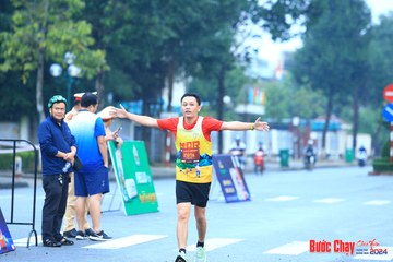 BƯỚC CHẠY CHÀO XUÂN THÀNH PHỐ QUẢNG NGÃI 2024 - Ảnh #1232924