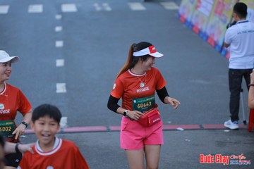 BƯỚC CHẠY CHÀO XUÂN THÀNH PHỐ QUẢNG NGÃI 2024 - Ảnh #1251966