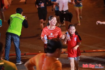 BƯỚC CHẠY CHÀO XUÂN THÀNH PHỐ QUẢNG NGÃI 2024 - Ảnh #1248913