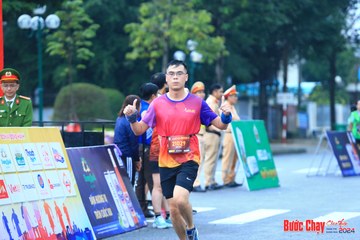 BƯỚC CHẠY CHÀO XUÂN THÀNH PHỐ QUẢNG NGÃI 2024 - Ảnh #1231713