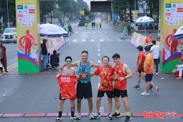 BƯỚC CHẠY CHÀO XUÂN THÀNH PHỐ QUẢNG NGÃI 2024 - Ảnh #1252233