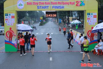BƯỚC CHẠY CHÀO XUÂN THÀNH PHỐ QUẢNG NGÃI 2024 - Ảnh #1252322