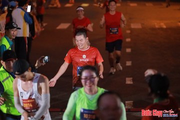 BƯỚC CHẠY CHÀO XUÂN THÀNH PHỐ QUẢNG NGÃI 2024 - Ảnh #1249170