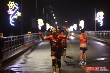 BƯỚC CHẠY CHÀO XUÂN THÀNH PHỐ QUẢNG NGÃI 2024 - Ảnh #1230948