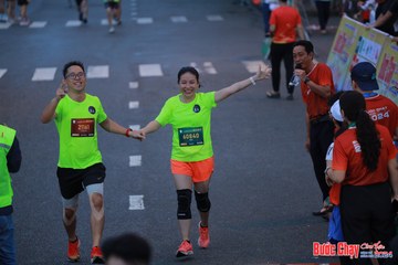 BƯỚC CHẠY CHÀO XUÂN THÀNH PHỐ QUẢNG NGÃI 2024 - Ảnh #1251005