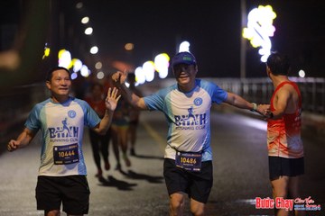 BƯỚC CHẠY CHÀO XUÂN THÀNH PHỐ QUẢNG NGÃI 2024 - Ảnh #1231655
