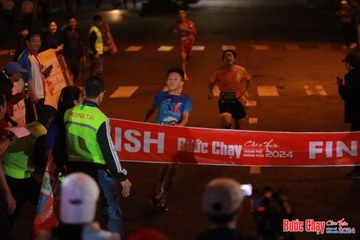 BƯỚC CHẠY CHÀO XUÂN THÀNH PHỐ QUẢNG NGÃI 2024 - Ảnh #1240721