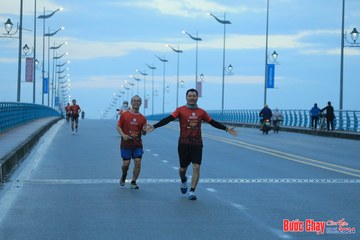 BƯỚC CHẠY CHÀO XUÂN THÀNH PHỐ QUẢNG NGÃI 2024 - Ảnh #1222529