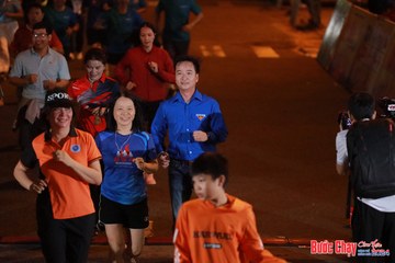 BƯỚC CHẠY CHÀO XUÂN THÀNH PHỐ QUẢNG NGÃI 2024 - Ảnh #1239969